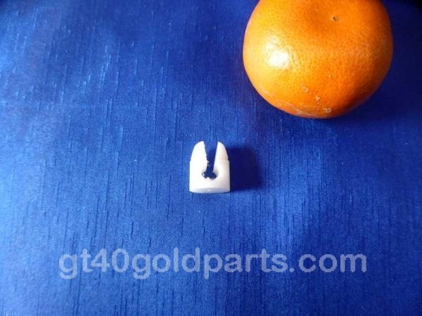 GT40 Rear clip release bar
